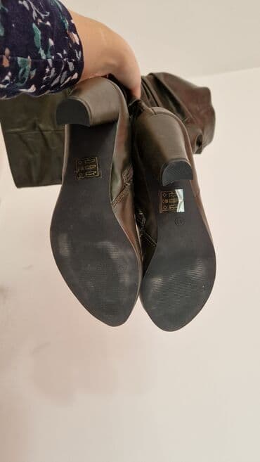 c a basic majice: High boots, 40 — 3