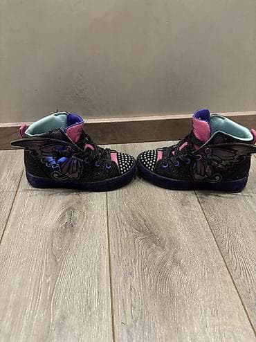 patike 97: Skechers patike beoj 28,svetle i kada se predje stapicem preko krila — 6