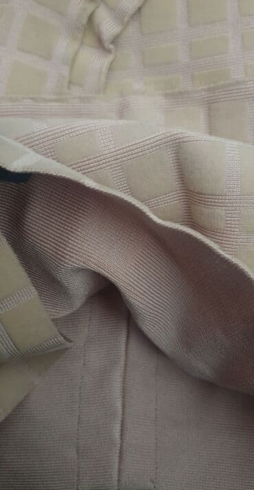 opposite niš: HERVE LEGER Paris original haljina. Bež boje, teška, deblji materijal — 3