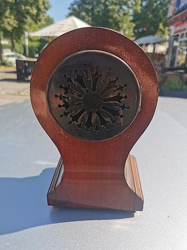 mehanicki satovi cena: Stari mehanički stoni sat (kaminac) Made in France, proizveden oko — 5