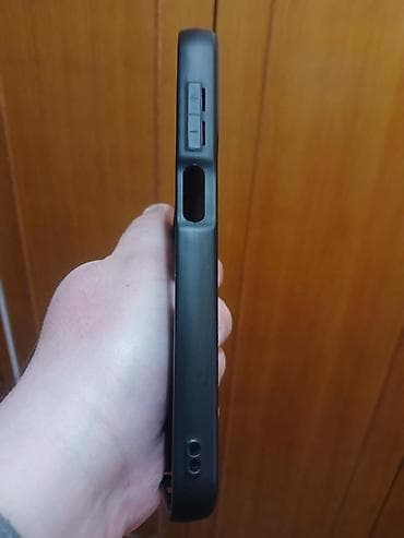 Kućni aparati: Crna zaštitna maska za telefon - Materijal: mekani TPU/silikon — 3