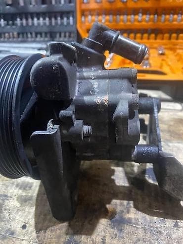 slike auta: SERVO PUMPA E60 M54 ZA BMW 520, 523, 525 . OD 2003. DO 2007. GOD. | — 3