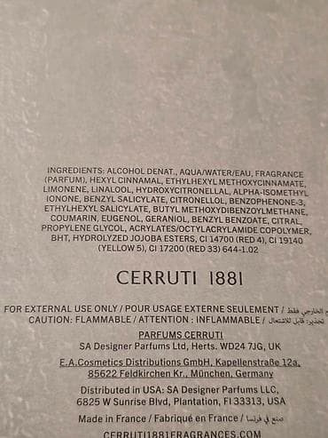 muski set poklon: Predobar muški parfem 200 ml Cena samo 5000 din Iz Švajcarske Samo — 2