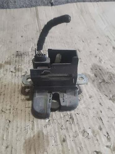 belgrade auto parts: BRAVA GEPEKA ZA VOLKSWAGEN TOURAN OD 2003. DO 2015. GOD. | Brava — 1