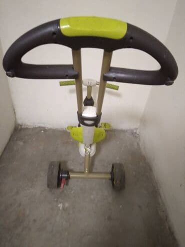 kinder igracke: Deciji tricikl, duz. oko 80, sir. oko 41, vis. sedista oko 35 cm. sa — 5