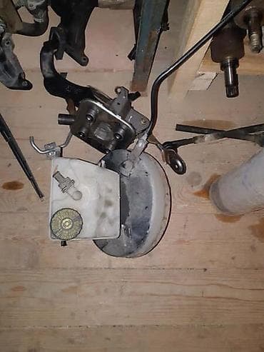 POSUDA KOČIONOG ULJA ZA PEUGEOT 206 | Posuda kočionog ulja za na lalafo.rs POSUDA KOČIONOG ULJA ZA PEUGEOT 206 | Posuda kočionog ulja za