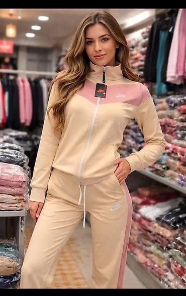 crocs papuce bele: Ženske trenerke – komplet jakna + donji deo - Dizajn: sportski — 4