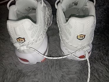 maskirne patike: Nike Air Max Plus (Tn) patike – bele sa narandžastim Air jedinicama - — 2