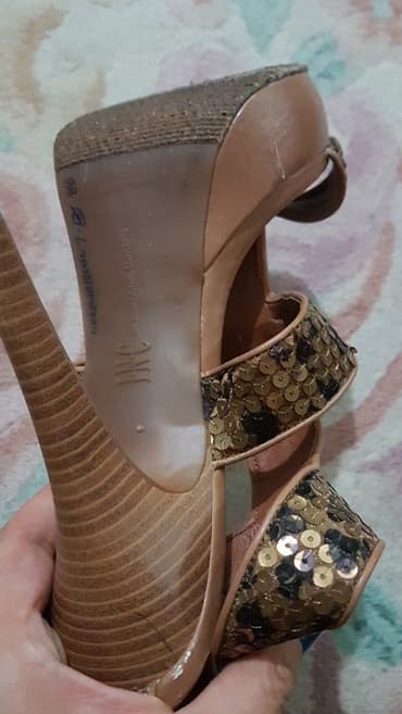 torbe sa sirokim kaisem: Sandals, 38.5 — 6