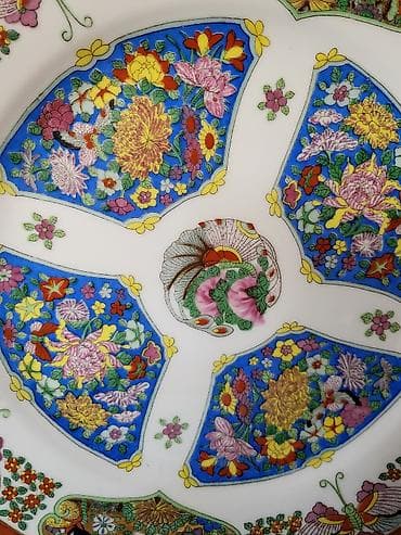 sivo i teget: Dekorativni kineski tanjir iz 70ih godina. Porcelanski tanjir radjen — 5