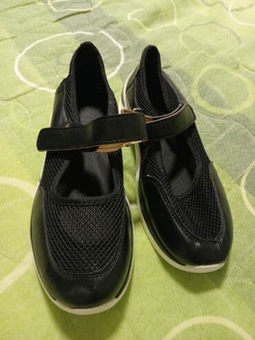 starke sa platformom: Sandals, 37 — 4