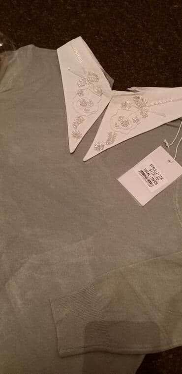 dzemper sa otvorenim ledjima: Kasmir dzemperici
1400! — 3