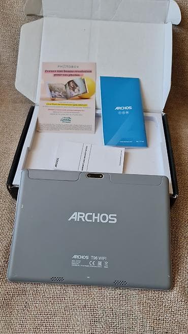 maske za laptop: ARCHOS T96 WiFi tablet - Ekran: 9.6" IPS HD (navedeno na kutiji: 9.6" — 3