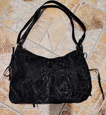 torbe srebrne boje: Set torbi – 4 komada NOVE 1) Tamnoplava sportska torbica preko — 4