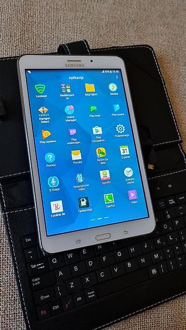 Video igre i konzole: Samsung Galaxy Tab sa futrolom i tastaturom - Ekran oko 8 inča — 2