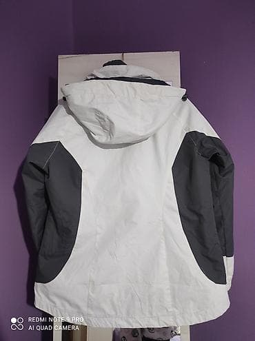 bela kapa: Jakna velicina L, bez tragova nosenja. Duzina 71 Rukavi mereno od — 2