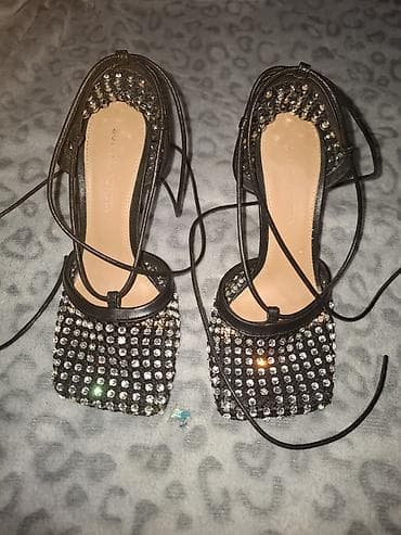 nike vapormax crne: Bottega Veneta Sparkle Stretch embellished mesh pumps - Model — 2