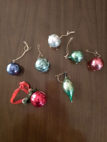 Storage boxes: Set of ornaments — 5