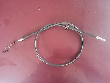 Sajla prednje haube lada 2107 riva,2104 karavan,2105. Polovno, ocuvano