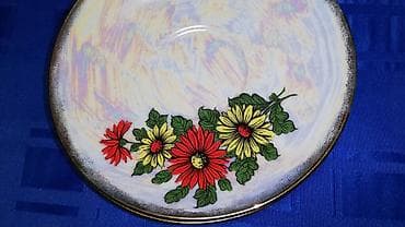 Ostala kuhinjska oprema: Set od dve šoljice za čaj/kafu sa tacnama – dekorativni porculan - — 9