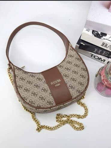 Accessories: Elegant purse, Guess — 6