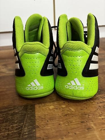 adidas patike 2022: Adidas košarkaške patike – visoki model br 36 gaziste 230 mm - Boja — 5