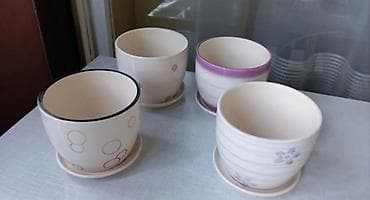 Keramičke saksije sa tacnama – set od 4 komada - Materijal: glazirana