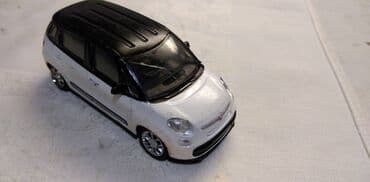 pločice i diskovi: Mondo motors fiat 500 l,1:43,fale stakla p. farova,z.ratkapne i — 1