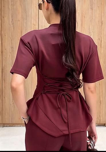 claire's beograd: ✅Dvonodelni ženski komplet – top i pantalone
✅3200 — 8