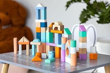 bicikla za decu od 8 godina: Drvene kocke 100 komada sa kanticom i sorterom – ECOTOYS Šifra — 5