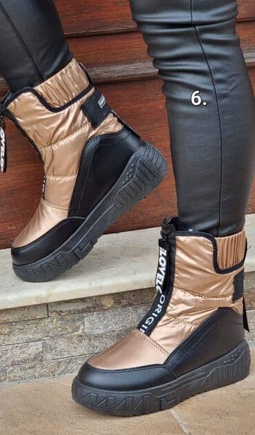 veliko snizenje obuce bata: 2700 DINARA
Vel. 36, 37, 38, 39, 40, 41 — 1