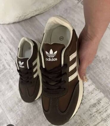 daihman obuca za zene: Adidas, color - Multicolored — 2