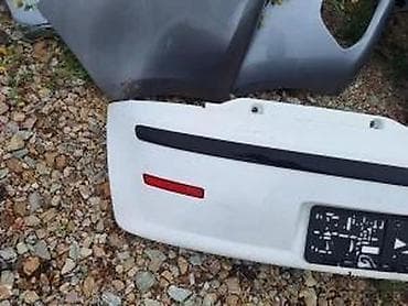 market car: FIAT PUNTO 3 ZADNJI BRANIK | Fiat punto 3 zadnji branik bela boja — 1