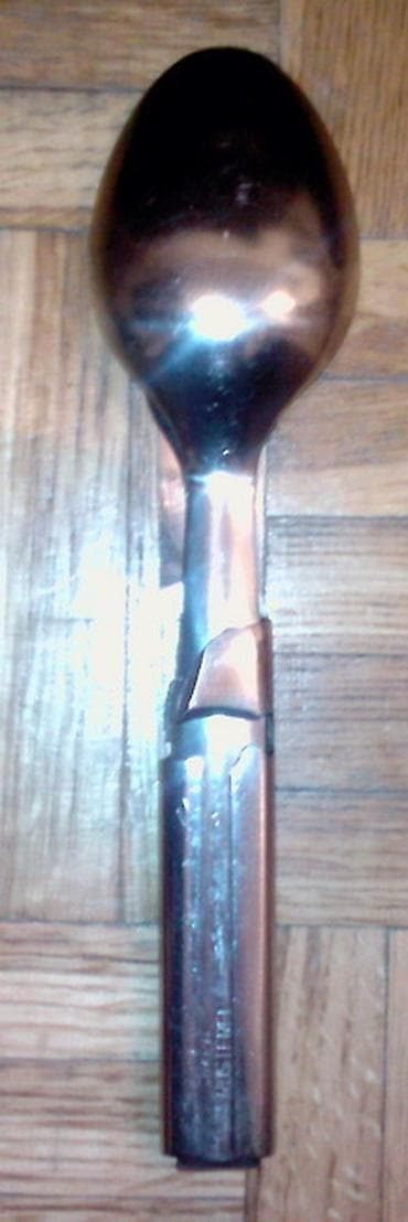 ormari za obucu: Prodajem nov pribor za jelo - JNA M-69. Pribor se sastoji iz — 2