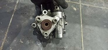 SERVO PUMPA ZA AUDI A8, Q7 | Servo pumpa za Audi A8 D3. za 4.2 v8