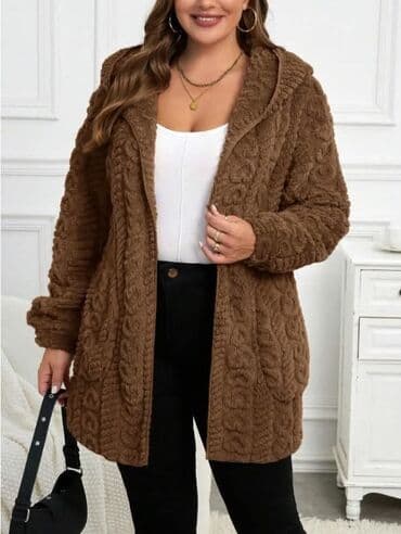 lutka za izlaganje: Cena 2900din Vel 0XL,1XL,2XL,3XL,4XL Poručuje se, isporuka za nedelju — 16