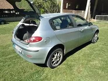moj auto: ALFA ROMEO 147 JTD 8V | Godište 2001. Kilometraža 306.000 km Gorivo — 3