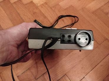 the machine sa prevodom: Retro stari TV konverter UHF/VHF El Nis kolekcionarska.Punjac za — 4