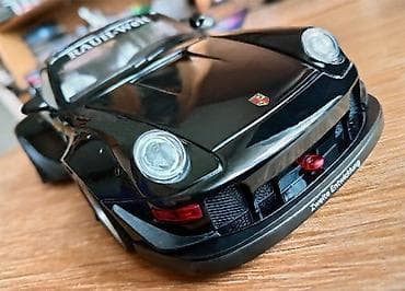 lilo i stic igracke: Nov metalni model automobila Porše 993 urađen u razmeri 1: 22 — 3