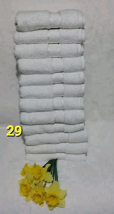 tommy hilfiger peskir: Peškiri 12 komada dimenzije 50x90. Cena 3500 dinara
💋 — 9