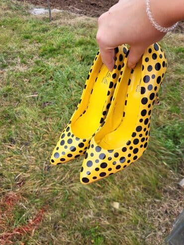 sampon za brzi rast kose kod dece: Pumps, 40 — 2
