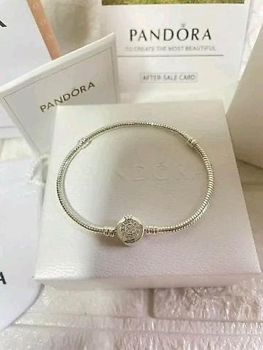 pandora me narukvica: Pandora narukvica Vel:21cm Cena:2200din (Samo narukvica bez — 4