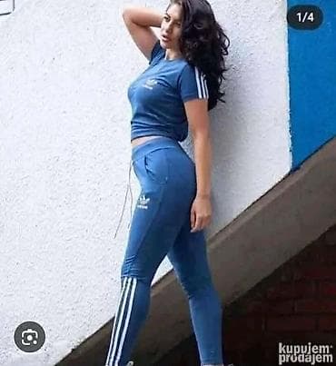 jakne c: Ženski komplet S M L XL 2XL Cena 2700din
💋 — 2