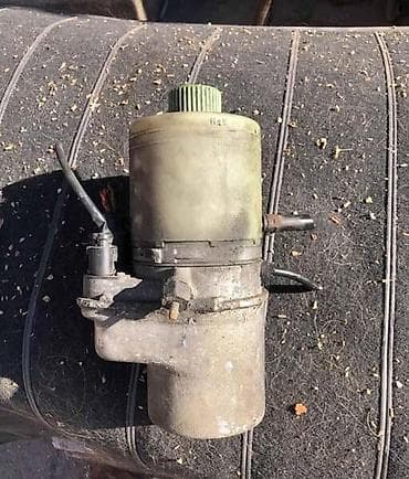 TRW SERVO PUMPA ZA VOLKSWAGEN POLO | Polovni Delovi za Volkswagen