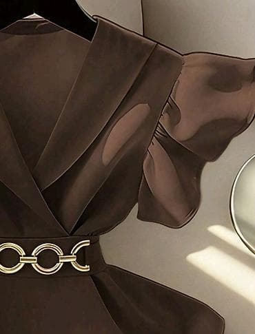 ugg opanci: Elegantna ženska bluza sa peplum krojem i ukrasnim pojasom - Boja — 3