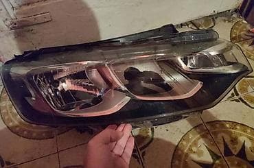 FAR DESNI ZA CITROEN C-ELYSEE | Far desni sa ostecenim nekim na lalafo.rs FAR DESNI ZA CITROEN C-ELYSEE | Far desni sa ostecenim nekim
