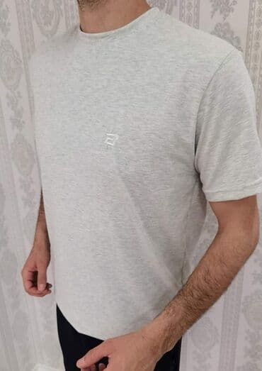 sweatshirt h m: 1790 dinara 
Pamuk
M L XL XXL 3XL — 11