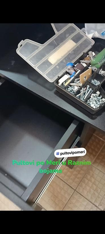 namestaj lex katalog: -Pult 13 se moze izraditi od materijala kao sto su Univer, medijapan — 6