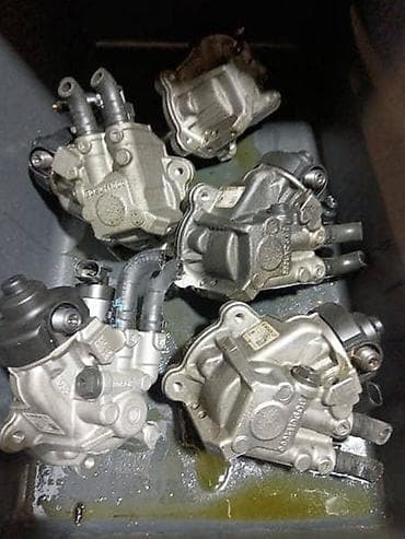 tabla u autu: PUMPA VISOKOG PRITISKA ZA AUDI A1, A3, A4 . OD 2008. DO 2020. GOD — 1