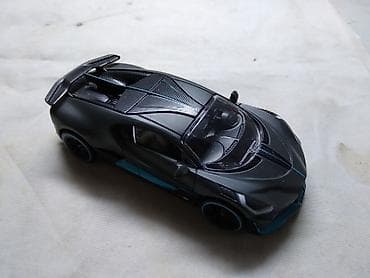 Ostali predmeti za umetnost i kolekcionarstvo: Rastar Bugatti Divo, China, ocuvan — 1